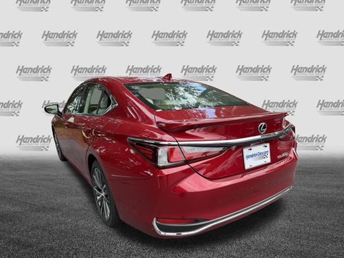 Used 2025 Lexus ES 300h w/ Premium Package FWD image 7
