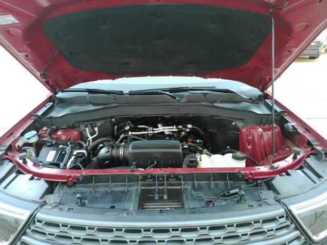 Used 2023 Ford Explorer XLT w/ Equipment Group 202A AWD/4WD image 48