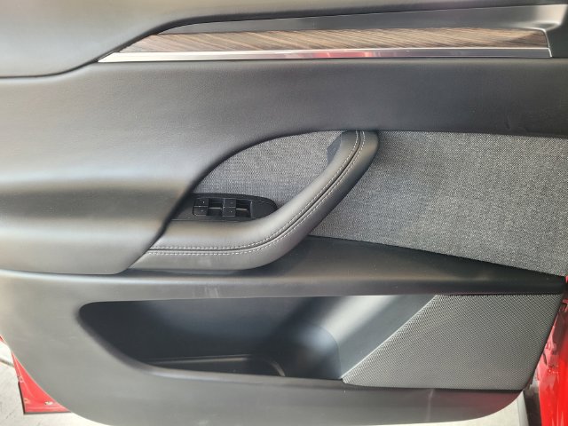 Used 2022 Tesla Model X AWD/4WD image 17