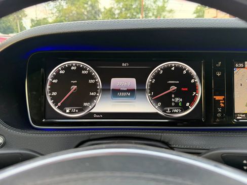 Used 2015 Mercedes-Benz S 550 4MATIC Sedan image 44