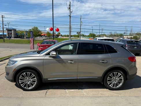 Used 2016 Lincoln MKX Reserve w/ Climate Package AWD/4WD image 7