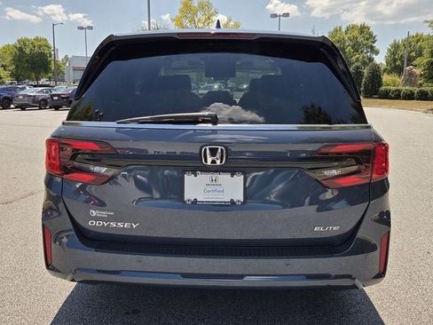 Certified 2026 Honda Odyssey Elite image 6