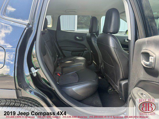 Used 2019 Jeep Compass Latitude AWD/4WD image 13