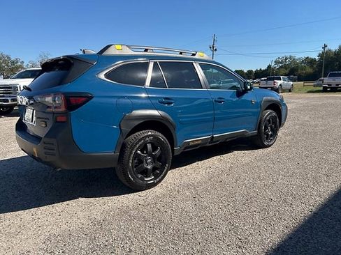 Used 2025 Subaru Outback Wilderness image 5