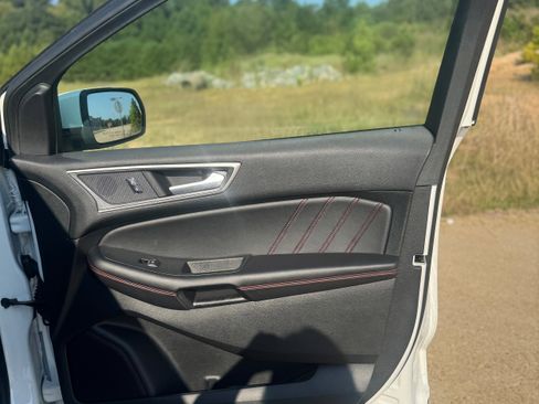 New 2024 Ford Edge ST-Line AWD/4WD image 43
