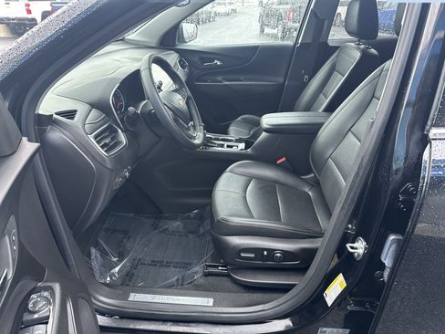 Used 2024 Chevrolet Equinox Premier image 9