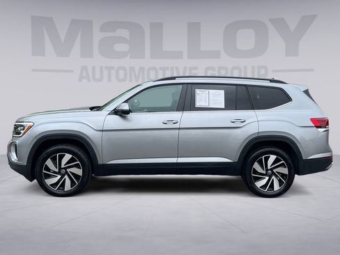 Used 2026 Volkswagen Atlas SE AWD/4WD image 2