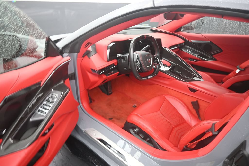 Used 2025 Chevrolet Corvette Z06 w/ Z07 Performance Package RWD image 10