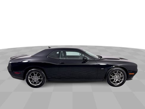 Used 2017 Dodge Challenger GT w/ Technology Group image 45