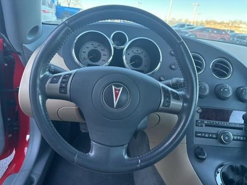 Used 2006 Pontiac Solstice Convertible w/ Premium Package image 14