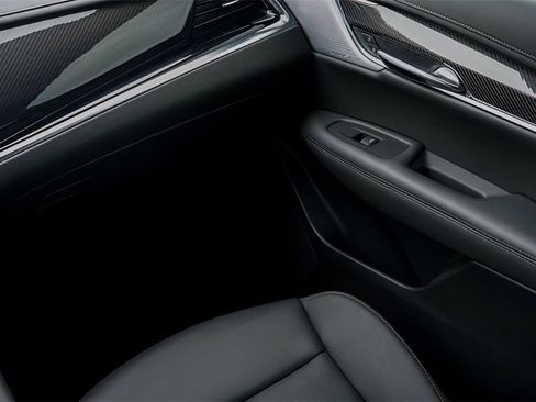 New 2025 Cadillac XT6 Sport w/ Technology Package image 24