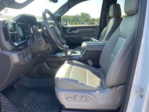 Used 2022 Chevrolet Silverado 1500 LTZ w/ Technology Package image 29