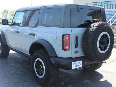 Used 2023 Ford Bronco Badlands w/ Sasquatch Package AWD/4WD image 6