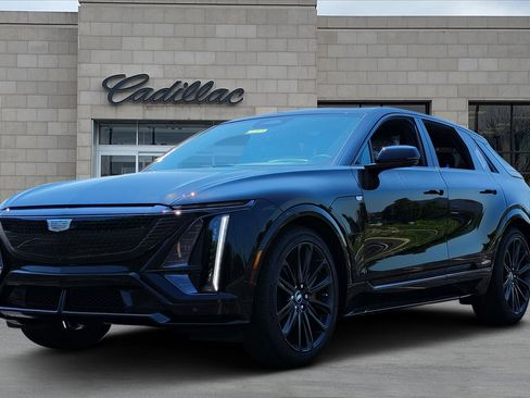 New 2026 Cadillac Lyriq V w/ LPO, Floor Liner Package image 6