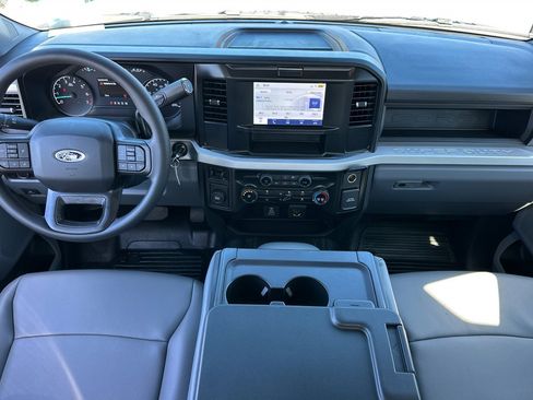 New 2026 Ford F250 XL w/ XL Driver Assist Package RWD image 12