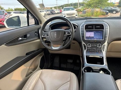 Used 2020 Lincoln Nautilus Reserve AWD/4WD image 31