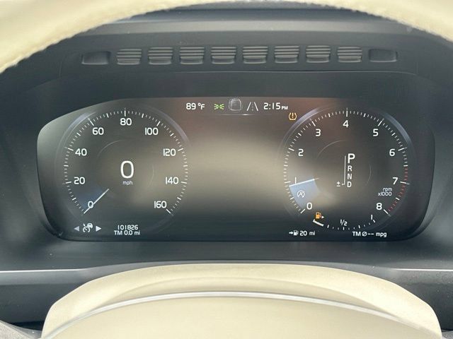 Used 2018 Volvo XC90 T6 Momentum w/ Convenience Package AWD/4WD image 25