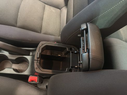 Used 2014 Chevrolet Cruze LT FWD image 21