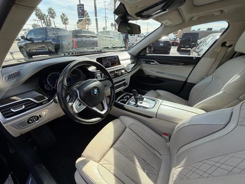 Used 2016 BMW 740i RWD image 13
