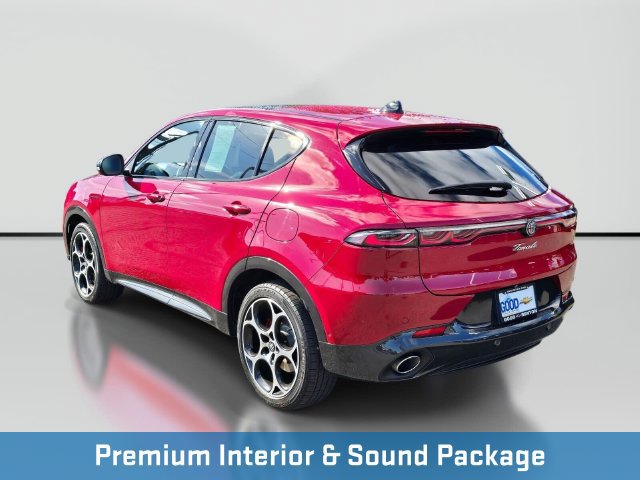 Used 2024 Alfa Romeo Tonale Veloce AWD/4WD image 3