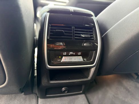 Used 2021 BMW X5 sDrive40i w/ M Sport Package RWD image 29