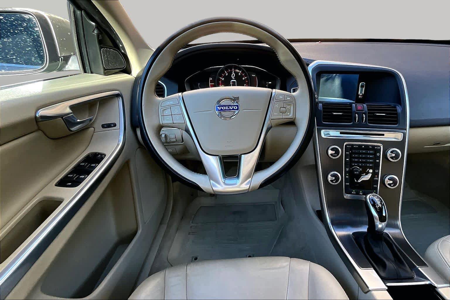 Used 2015 Volvo XC60 T5 Premier FWD image 6