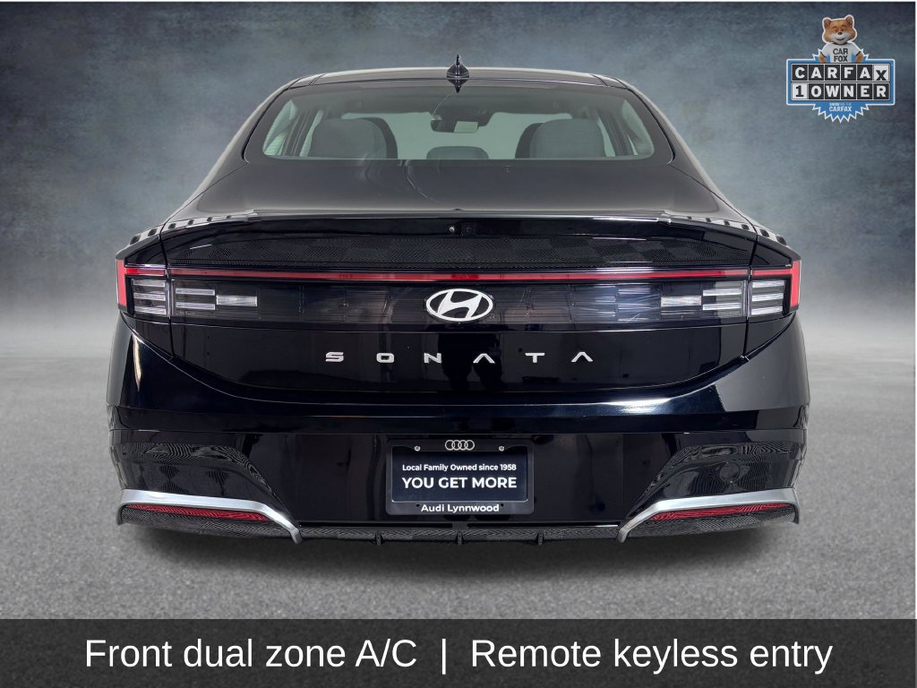 Used 2024 Hyundai Sonata SEL w/ Convenience Package FWD image 8