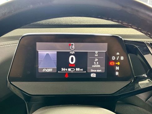 Used 2023 Volkswagen ID.4 Pro RWD image 14