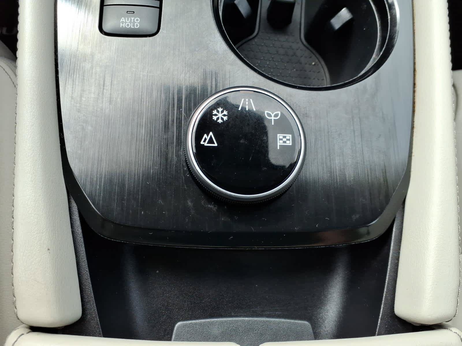 Used 2023 Nissan Rogue SL AWD/4WD image 21