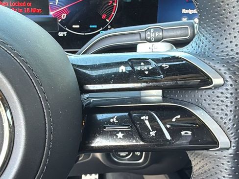 Certified 2025 Mercedes-Benz GLS 450 4MATIC image 31