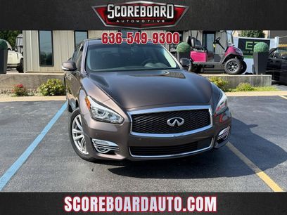 Used 2015 INFINITI Q70 3.7 w/ Deluxe Touring Package