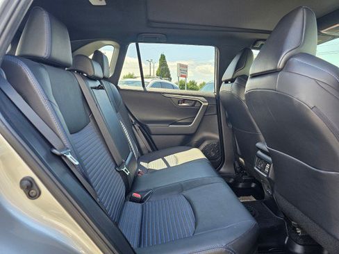 Used 2023 Toyota RAV4 XSE AWD/4WD image 13