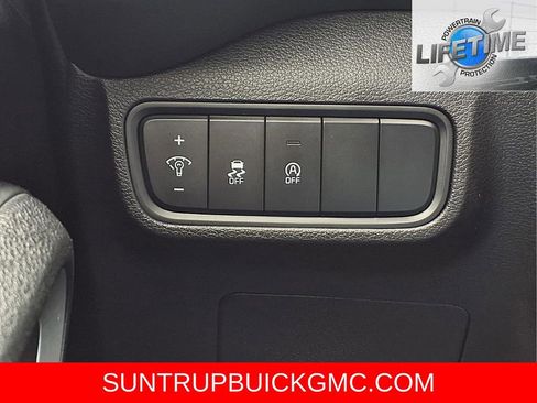 Used 2024 Kia Soul LX w/ Option Group 015 image 16