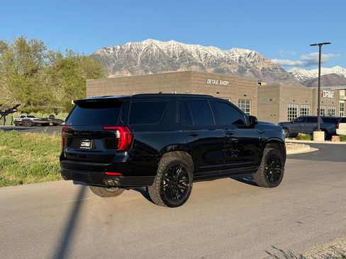 Used 2025 GMC Yukon Denali Ultimate image 9
