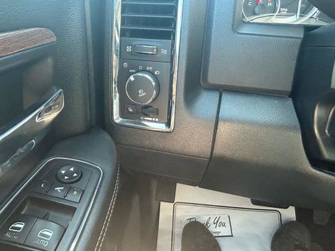 Used 2015 RAM 1500 Laramie w/ Convenience Group AWD/4WD image 29