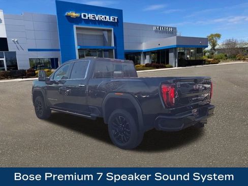 Used 2023 GMC Sierra 3500 Denali w/ Denali Black Diamond Edition image 6