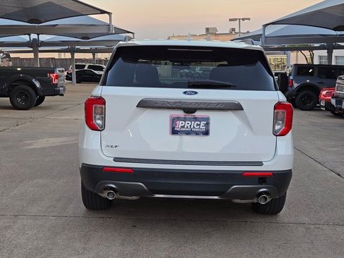 Used 2023 Ford Explorer XLT w/ Equipment Group 202A image 6