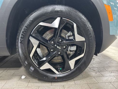 Certified 2025 Kia Seltos EX image 25