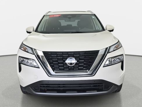 Certified 2023 Nissan Rogue SL w/ SL Premium Package image 2