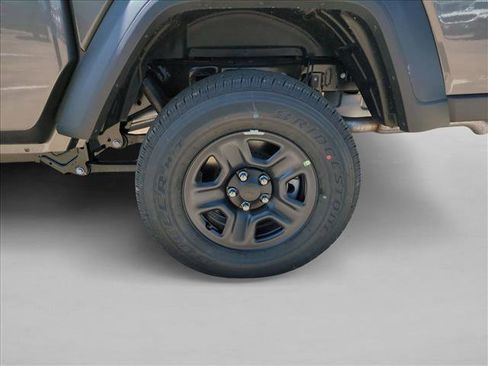 New 2026 Jeep Gladiator Sport AWD/4WD image 8