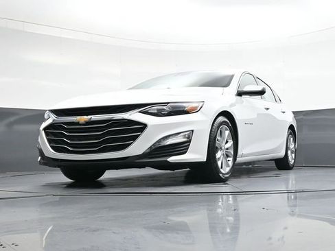 Used 2024 Chevrolet Malibu LT image 36