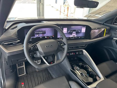 New 2026 Audi SQ5 Premium Plus AWD/4WD image 17