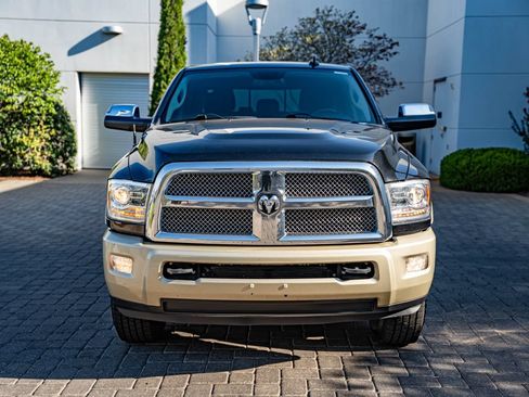 Used 2015 RAM 2500 Longhorn w/ Convenience Group AWD/4WD image 2