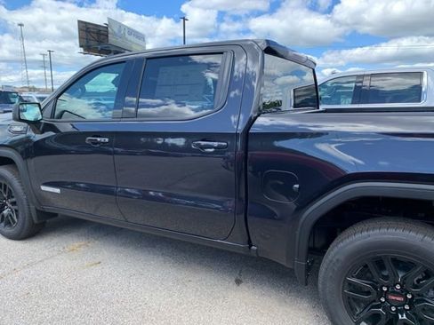 New 2026 GMC Sierra 1500 Elevation image 7