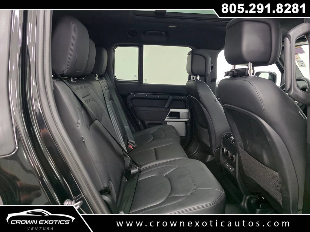 Used 2023 Land Rover Defender 130 SE AWD/4WD image 16