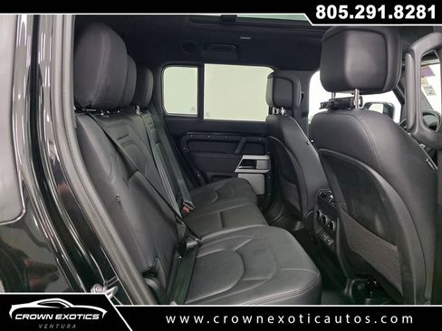 Used 2023 Land Rover Defender 130 SE AWD/4WD image 16