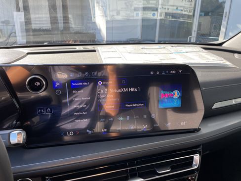 New 2026 Chevrolet Traverse LT image 24