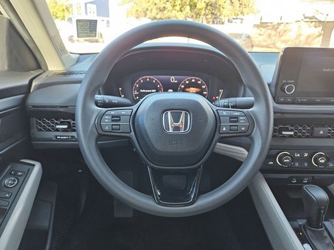 Used 2025 Honda Accord SE image 20