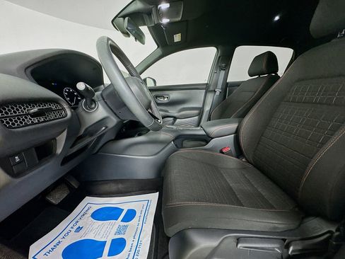 Used 2024 Honda HR-V Sport image 26