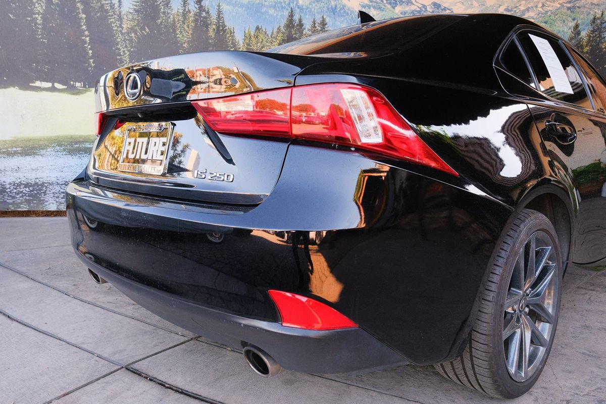 Used 2014 Lexus IS 250 w/ F-Sport Package RWD image 29